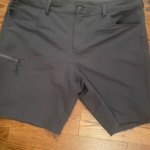 Men's Gray Shorts